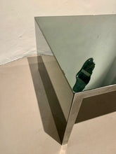 Carica l&#39;immagine nel visualizzatore di Gallery, Tavolino mod Four Corners, Nanda Vigo per Driade, Italia anni 80