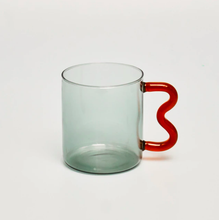 Carica l&#39;immagine nel visualizzatore di Gallery, Art Mug in vetro borosilicato - GRIGIO E CARAMELLO