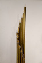 Carica l&#39;immagine nel visualizzatore di Gallery, Lampada da terra a spirale in metallo ottonato Reggiani anni 60