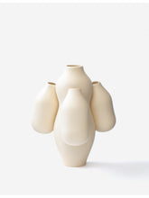 Carica l&#39;immagine nel visualizzatore di Gallery, Moustache | Jean-Baptiste Fastrez: vaso Allpa mini color latte