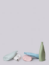 Carica l&#39;immagine nel visualizzatore di Gallery, Vaso detersivo bucato in ceramica color salvia