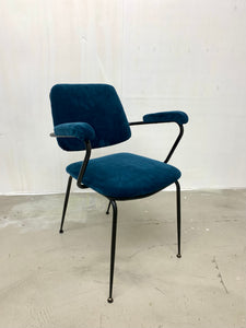 Set di 2 sedie vintage con braccioli in velluto blu