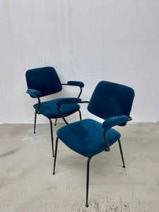 Set di 2 sedie vintage con braccioli in velluto blu